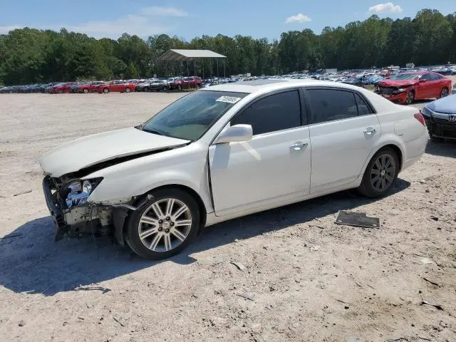 4T1BK36B58U320170
