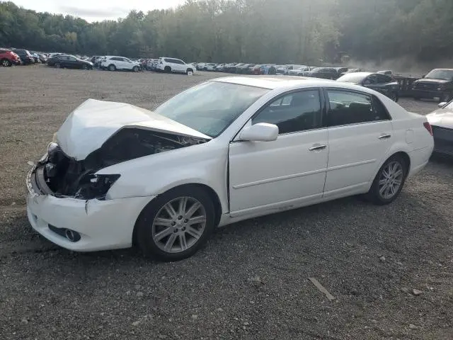 4T1BK36B69U351705