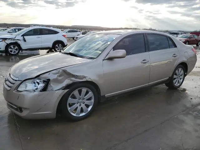 4T1BK36B77U215290