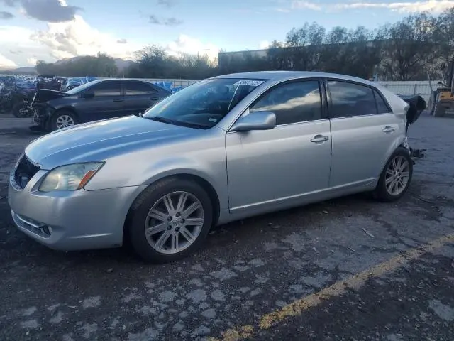 4T1BK36B95U044507