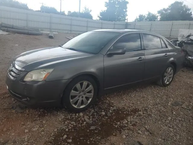 4T1BK36B95U056348