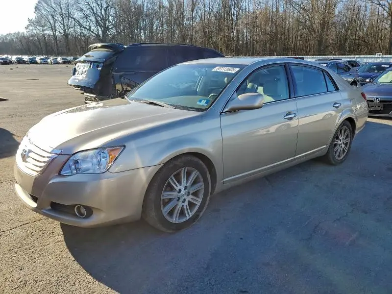 4T1BK36B98U311178