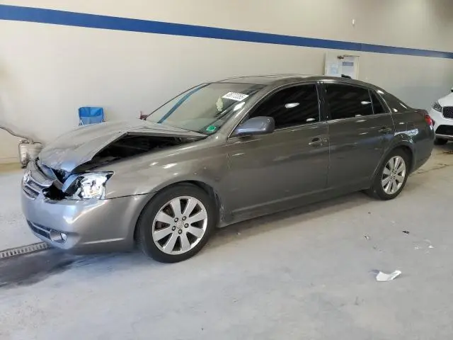 4T1BK36BX5U018563