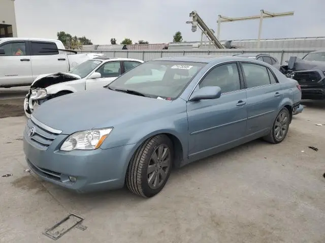 4T1BK36BX5U060280