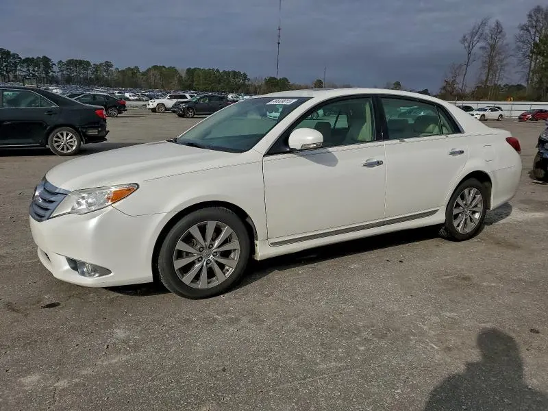 4T1BK3DB4BU420156
