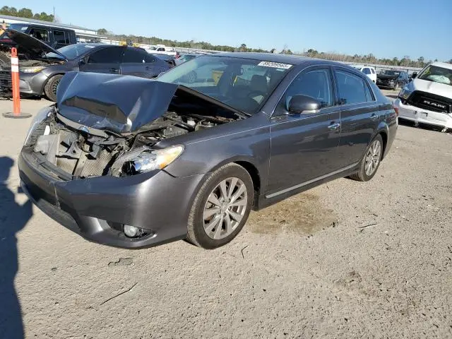 4T1BK3DB5CU469612