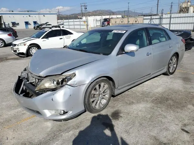 4T1BK3DB9BU395237