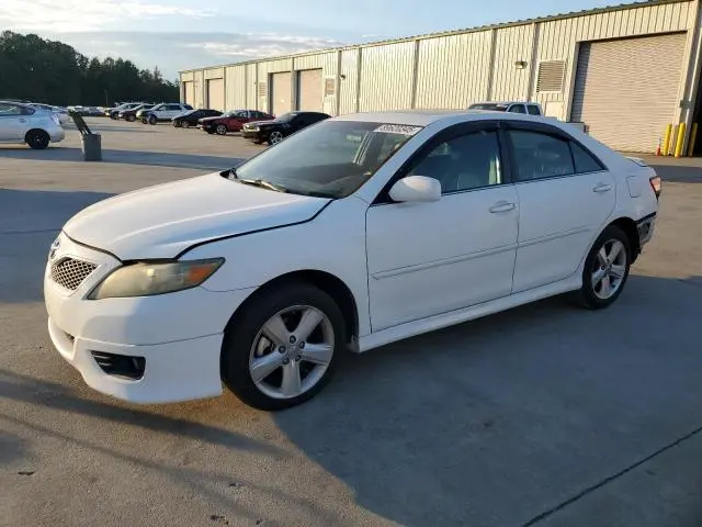 4T1BK3EK4BU619240