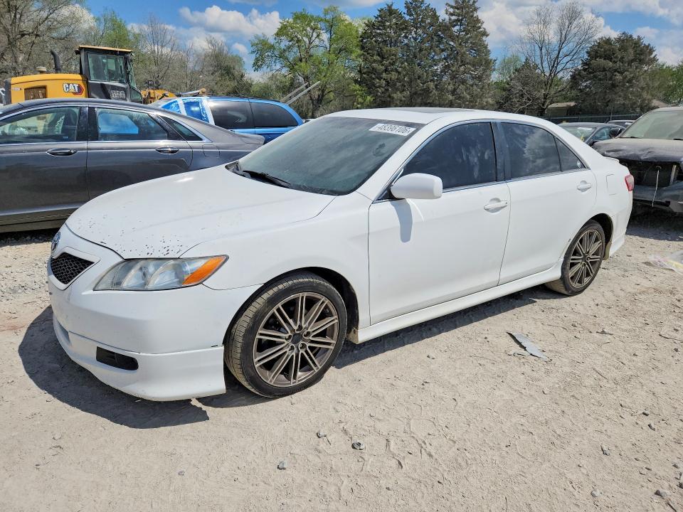 4T1BK46K17U507569