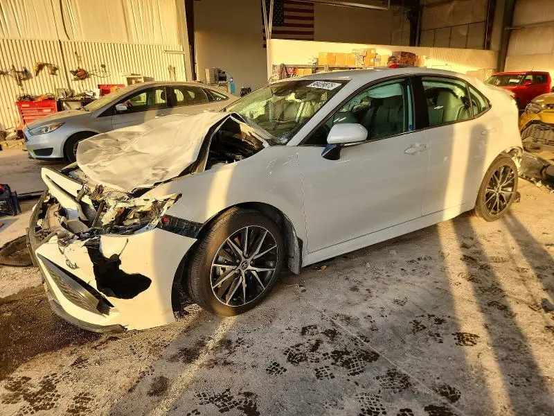 4T1G11BK3NU060348