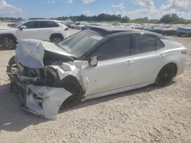 4T1K61AK6MU413984
