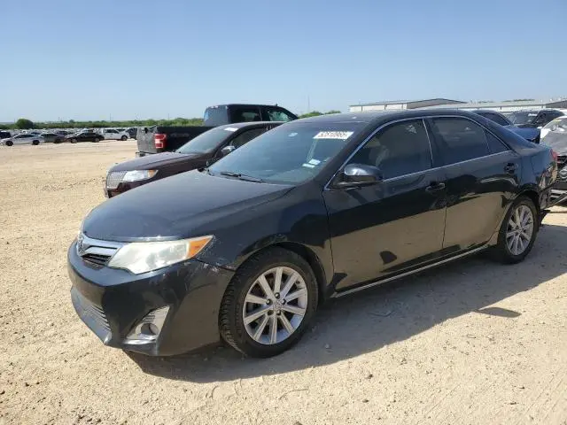 4T4BF1FK2CR204870