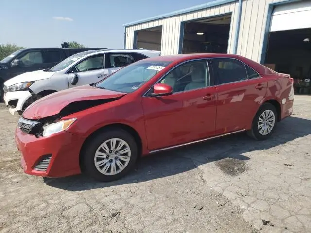 4T4BF1FK5DR320193