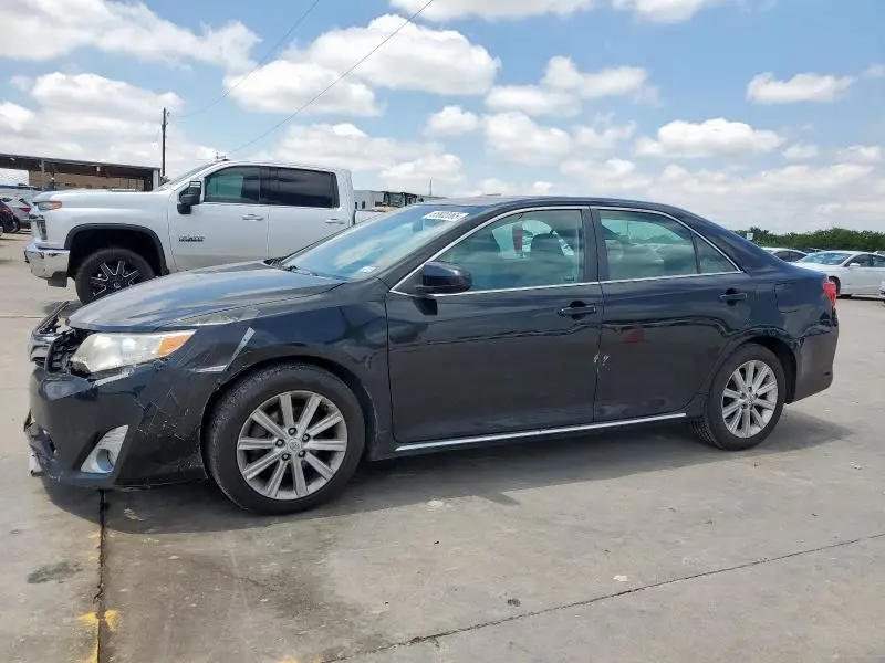 4T4BF1FK6CR220196