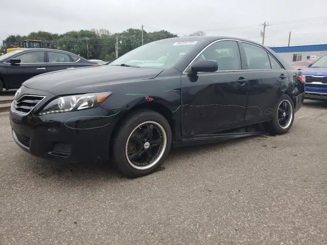 4T4BF3EK2BR108975