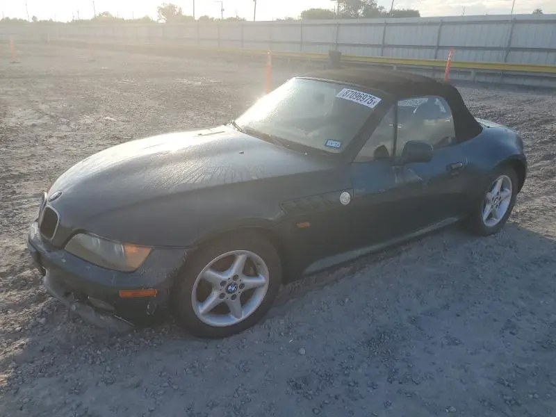 4USCH3337XLF40271