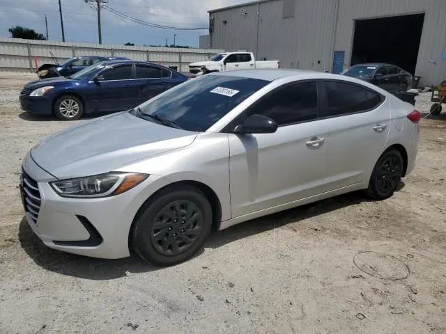 5NPD74LF2HH125827