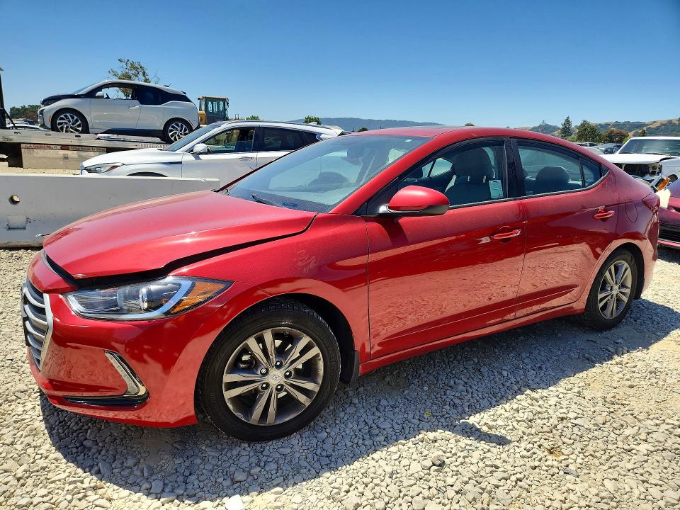 5NPD84LF2JH264262