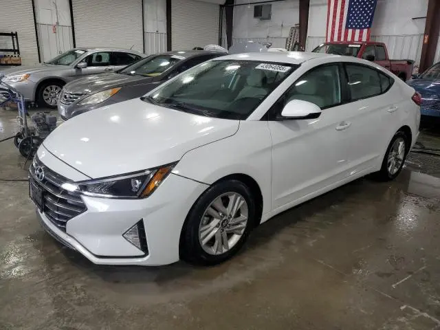 5NPD84LF2KH464382