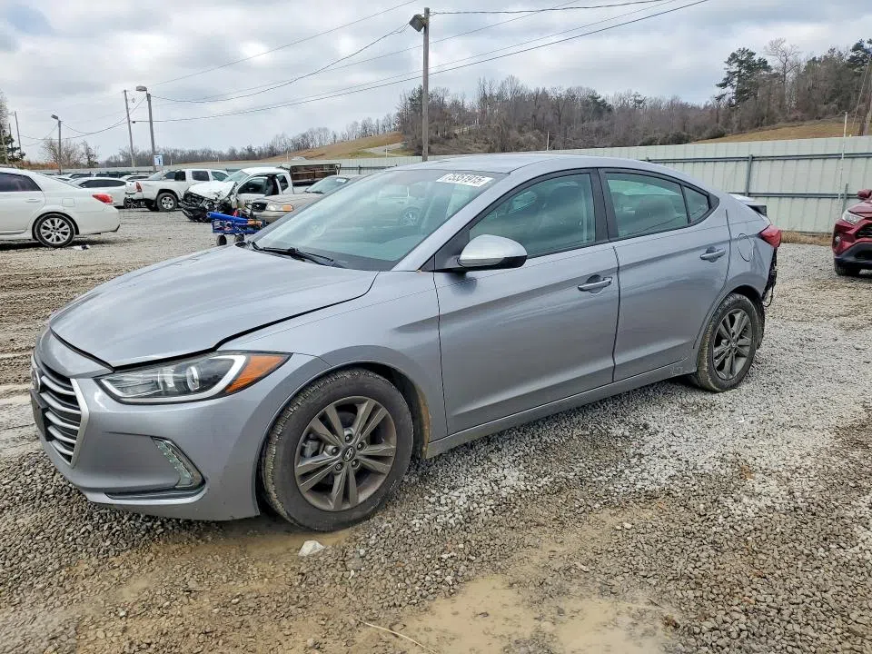 5NPD84LF6HH015800
