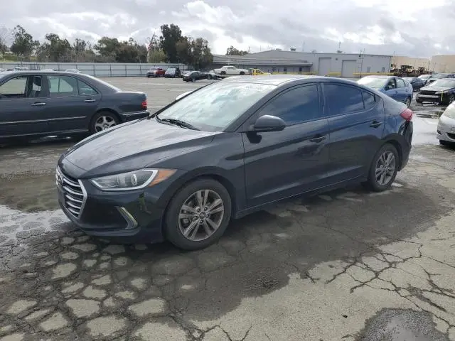 5NPD84LF6HH021211