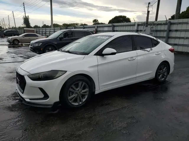 5NPD84LF6HH045718