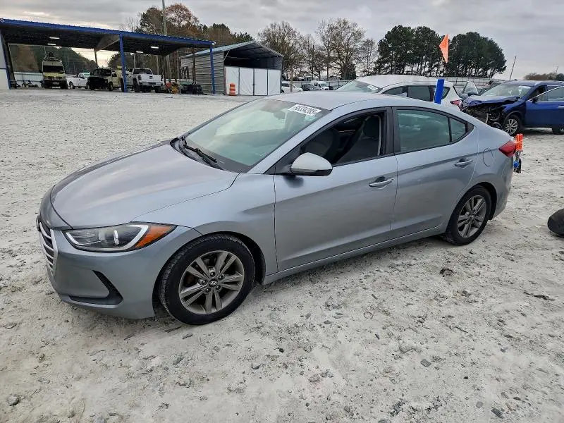 5NPD84LF6HH120675