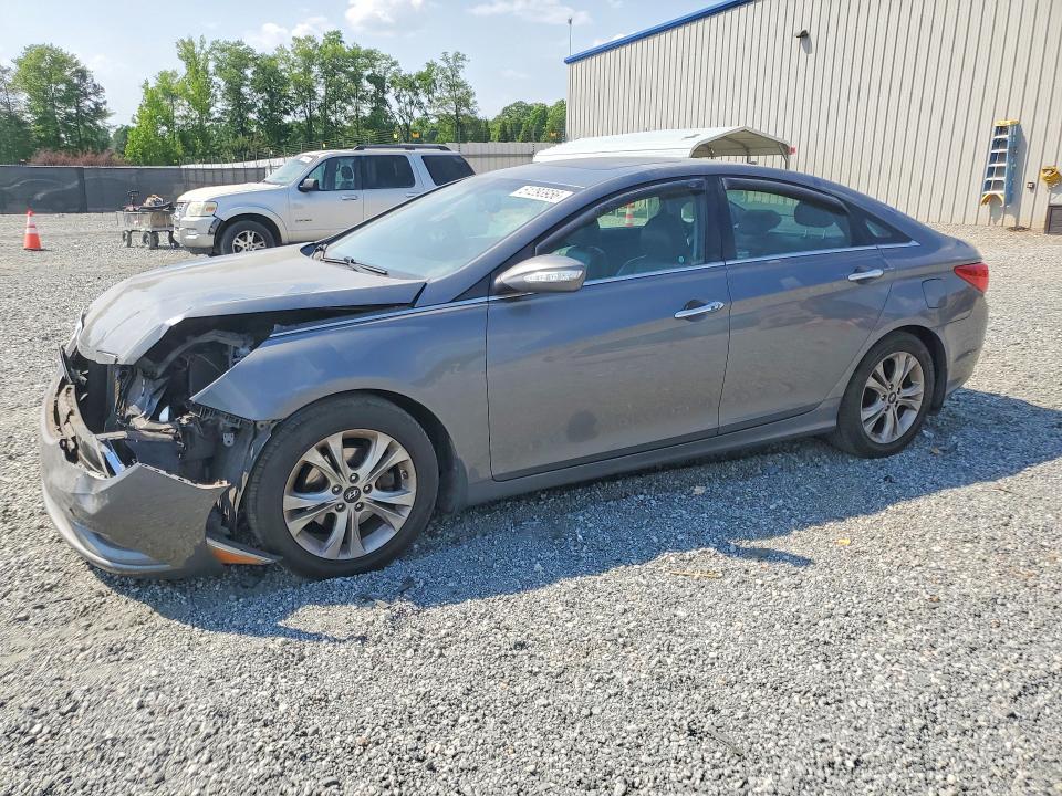 5NPEC4AC2DH557689