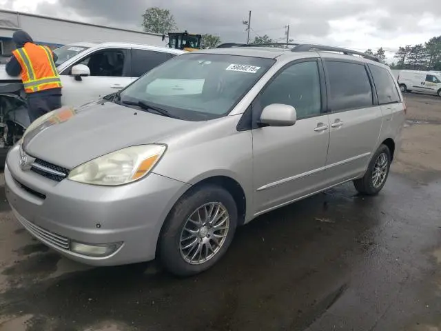 5TDBA22CX5S034301