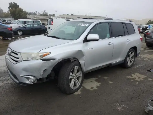 5TDDK3EH6CS137568