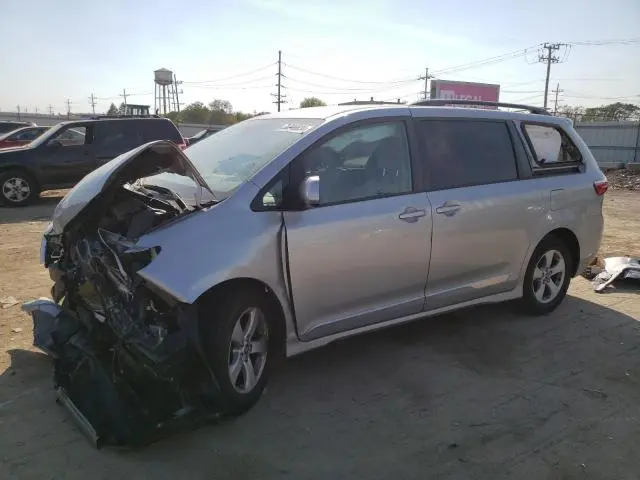5TDKZ3DC6KS988907