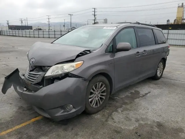 5TDYK3DC2CS274045