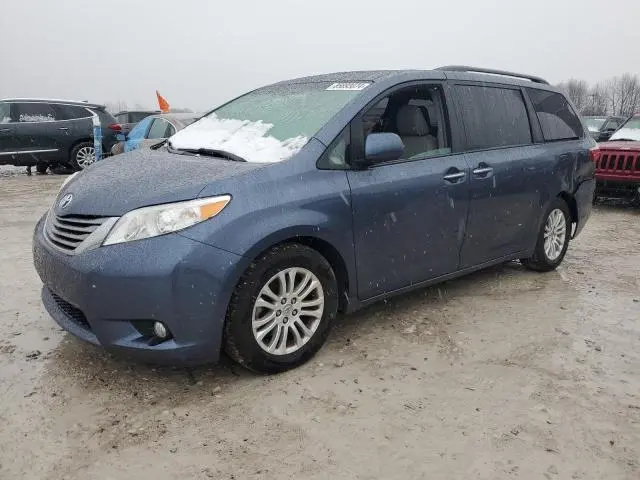 5TDYK3DC4FS614882