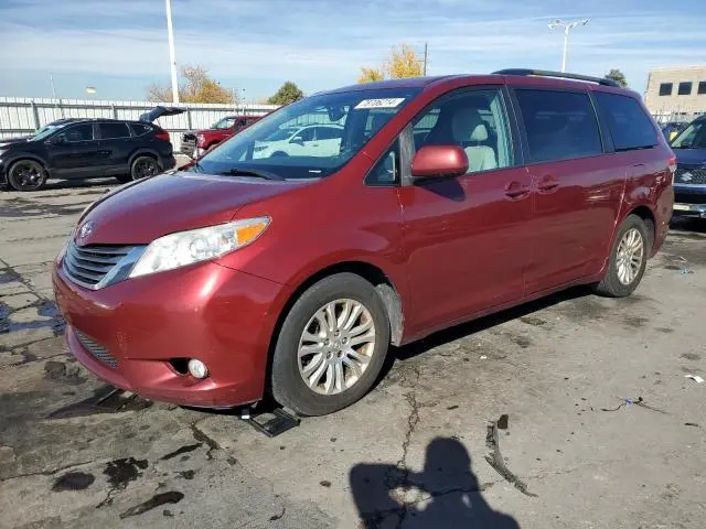 5TDYK3DC5ES410588