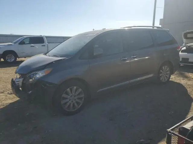 5TDYK3DC6CS236124