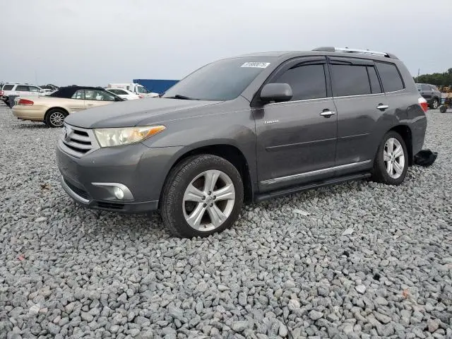 5TDYK3EHXCS063623