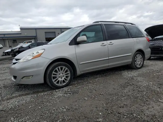 5TDYK4CC6AS318519