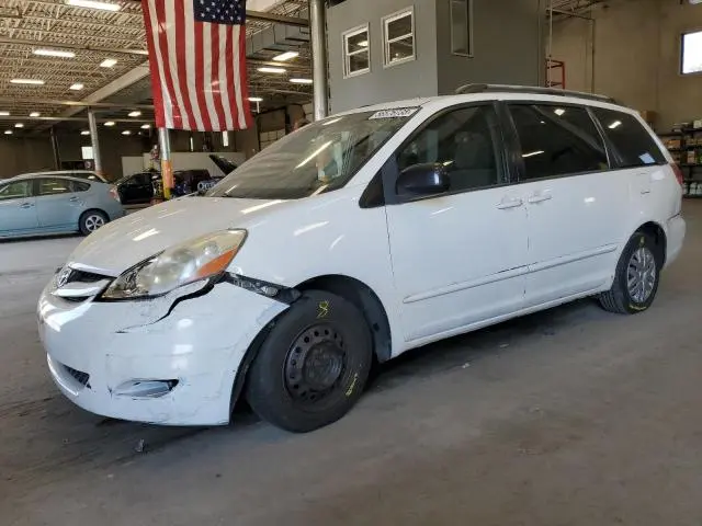 5TDZK23C18S109837