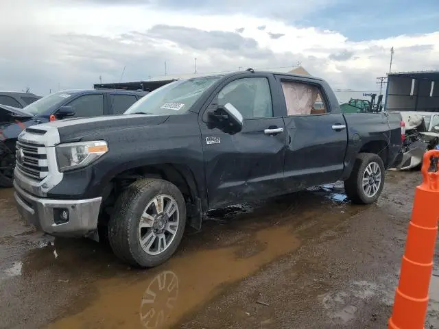 5TFAY5F18KX829502
