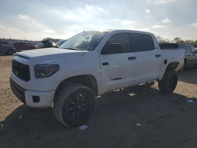 5TFDW5F15GX560983