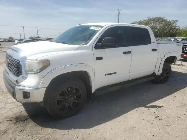 5TFDW5F15KX822185
