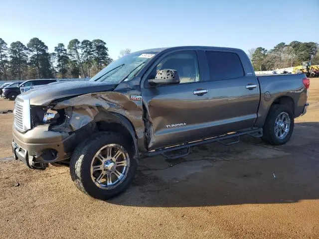 5TFHW5F13BX196394