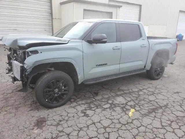 5TFWC5DB3SX110822