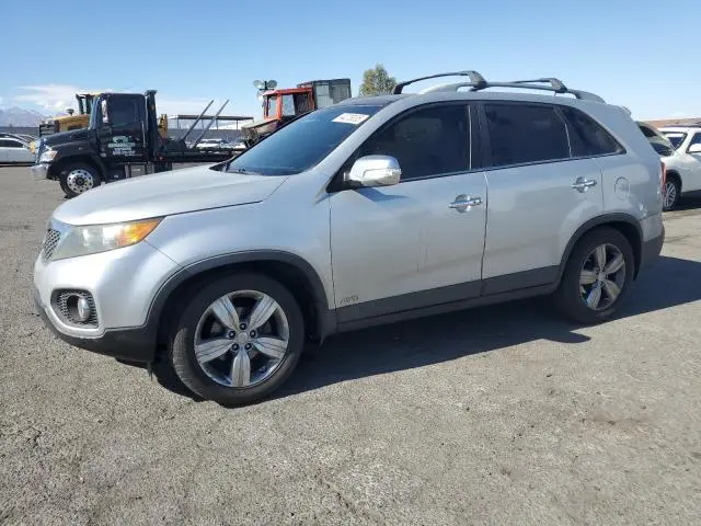5XYKUDA28DG326049