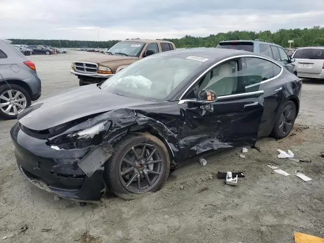 5YJ3E1EB9KF390552