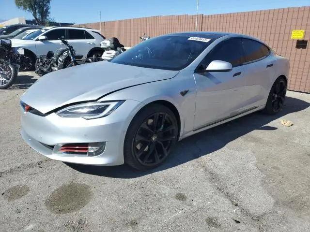 5YJSA1E10GF139649