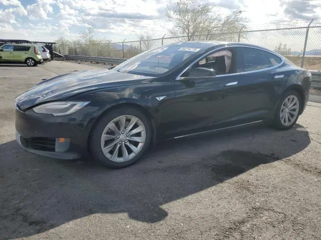 5YJSA1E25GF157900