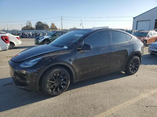 5YJYGDEE1MF136722