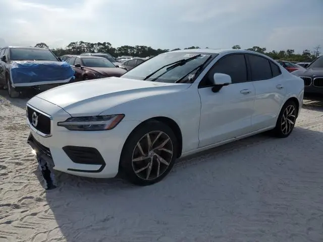 7JR102FK2LG060156