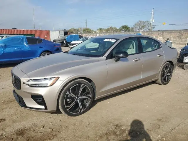 7JRL12FL0RG310162